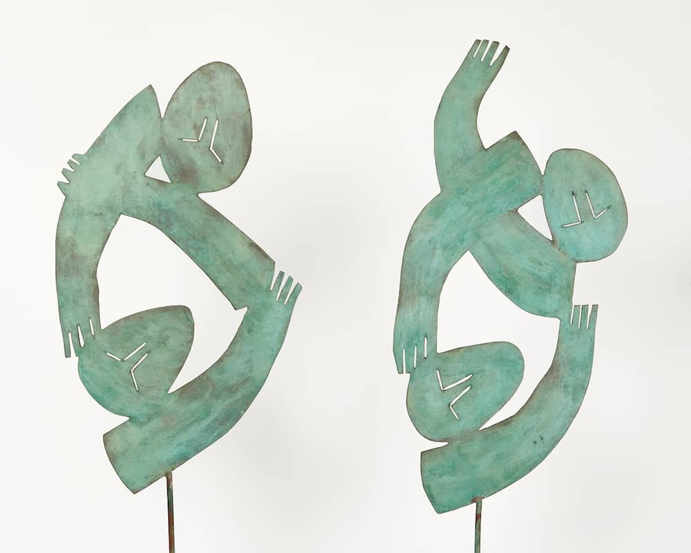 Sculptures en laiton découpé de l'artiste Sadko