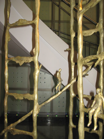Sculpture monumentale de l'artiste Sadko