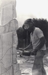 Sadko au Symposium de sculpture en 1987 à Digne-les-bains